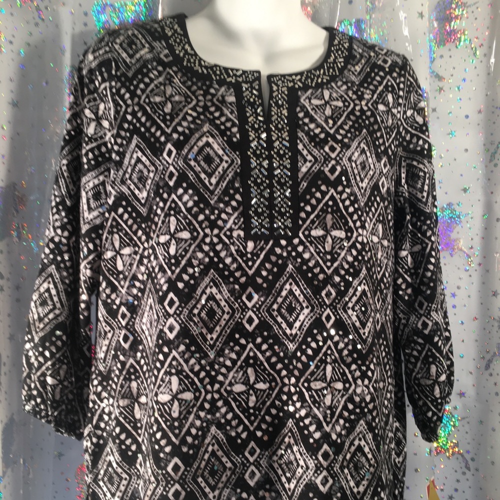 Div of Cathy Daniels size S 3/4 sleeves split